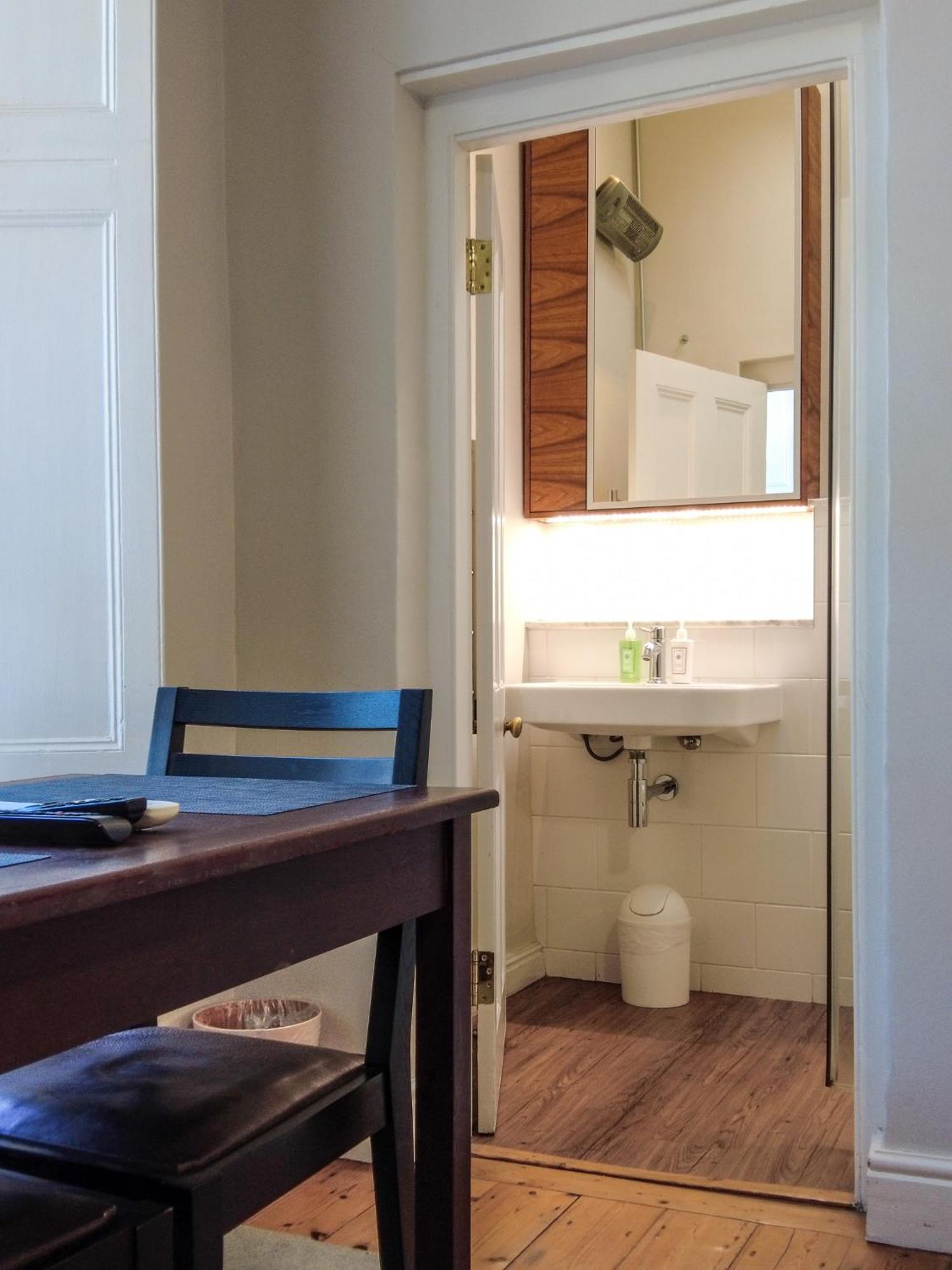 Laanhof Victorian House Self-Catering Hotel Stellenbosch Room photo